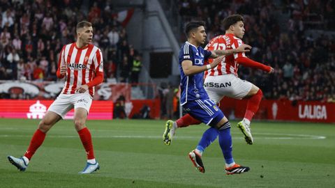 Derbi asturiano entre el Real Sporting de Gijon y el Real Oviedo en El Molin�n