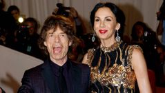 L'Wren Scott con Mick Jagger en la alfombra roja de la gala del Met en mayo del 2011