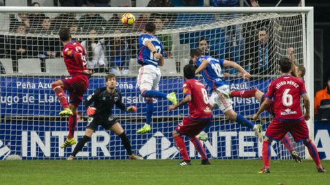Linares rematando en el 3-1