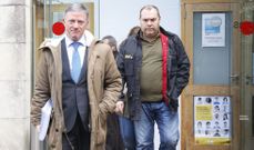 El gerente de Espect�culos Lito (derecha), a la salida de un juicio en Pontevedra.