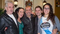 de izquierda a derecha: Antonio Su�rez Paz,
Victoria Trillo,  Manuel Villar , Fran Lado y M�nica  Villar