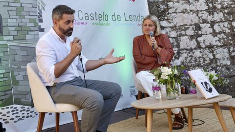 Alberto Mancebo presentou por vez primeira a s�a nova obra. Na imaxe, con Ana Gayoso