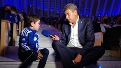 Arturo El�as, en un momento de la presentaci�n de la Fundaci�n Real Oviedo