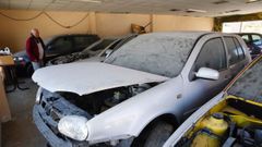 Taller de Vilalonga, en Sanxenxo, donde la Polic�a inspeccion� el coche de la pareja de David Ara�jo, tambi�n investigado en el caso de Sonia Iglesias