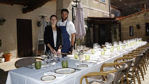 Samuel Moreno e Isabel Kinsella mezclan lo tradicional y lo contemporáneo en O Campanario, ubicado en Nogueira de Ramuín