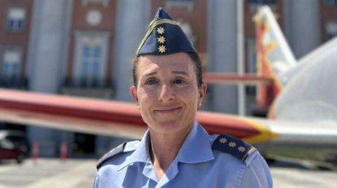 Hurtado, en una fotograf�a del Ej�rcito del Aire cuando todav�a era coronel