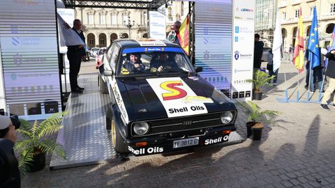 Ceremonia de salida del Rallye Rías Altas Histórico