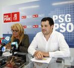 Mar�a Quintas y el exalcalde de Pi�or, Francisco Fraga. 