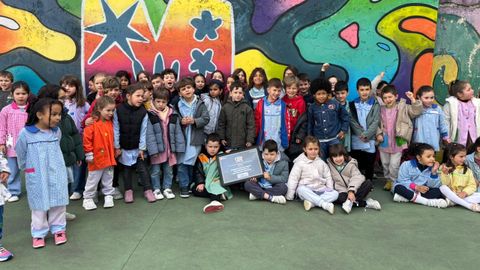 El centro lucense se hizo con una menci�n de honor en la primera edici�n del concurso escolar �O noso canto: m�is voces, m�is igualdade�, que organiz� la Xunta con motivo del 8 de marzo.