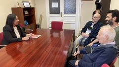 Mart�nez Montero se reuni� con los vecinos del Ensanche A 