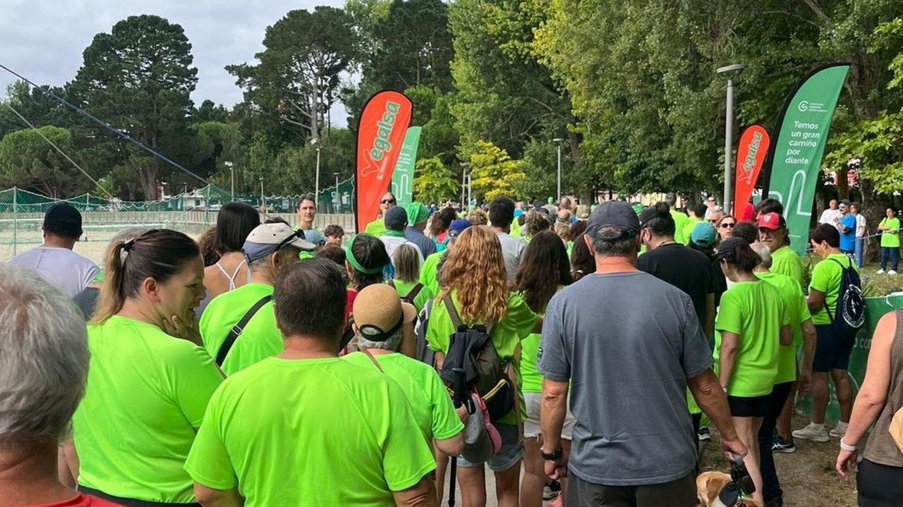 Ares en marcha contra el cáncer: andaina solidaria