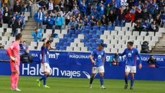 Linares Real Oviedo Carlos Tartiere Lugo Horizontal.Linares besa su mu�equera tras el 2-1 ante el Lugo