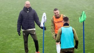 Claudio Gir&aacute;ldez, junto a Iago Aspas, en el entrenamiento del Celta de este s&aacute;bado en la Cidade Deportiva Afouteza.