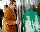 Jos� Luis Rodr�guez Vilari�o entrando en los juzgados de Santiago el pasado d�a 7.