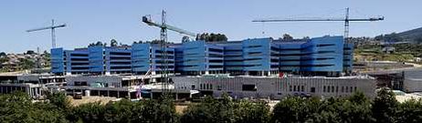 La carencia del laboratorio en el nuevo hospital de Beade -las obras, ayer, muy avanzadas en el exterior del centro sanitario- dejar� espacio disponible. 