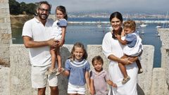 Esta familia numerosa de Madrid pasa los veranos en Nigr�n. 