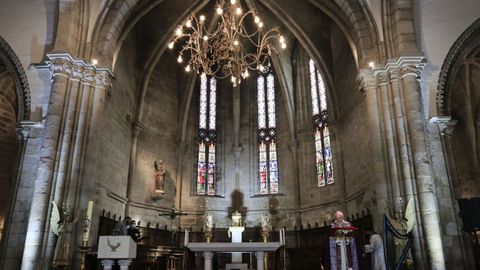 La iglesia luce en cada rincn como si no hubiesen pasado por ella sus 700 aos. 