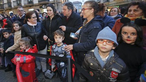 Carnaval de Pontevedra. Presentacin del loro Ravachol