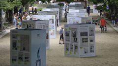 La exposici�n conmemorativa de los 140 a�os de La Voz de Galicia estuvo en junio en el paseo central de la Alameda, en Santiago