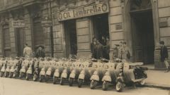 N�mero 20 de la calle San Bernando de Gij�n, en una imagen tomada en 1958 por Vinck