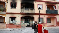 Imagen de la vivienda siniestra en Guillena, con todas las ventanas con rejas