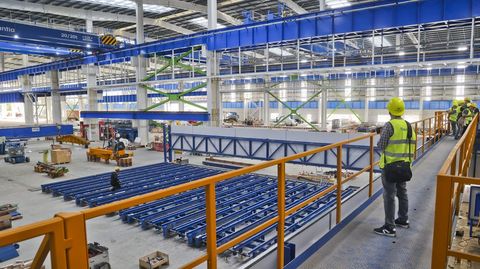 Instalaciones de la fábrica digital de bloques en construcción