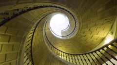 A escaleira helicoidal no Museo do Pobo