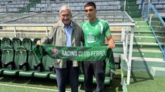Manuel Ansede, presidente del Racing, con Roberto Arroyo, nuevo delantero