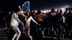 Ambiente festivo de Barcelona tras el fin del estado de alarma