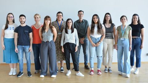 El equipo del Cimus integrado por Alba López Cabaleiro, José Iglesias Moure, Cristina Iglesias García, Uxía Fernández Paz, Natalia da Silva Lima, Begoña Porteiro Couto, Rubén Nogueiras Pozo, Valentina Dorta Bouza, Eva María Nóvoa Deaño, Sara Martínez Martínez, Tamara Parracho Martínez