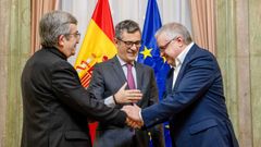 El ministro F�lix Bola�os, el presidente de la Conferencia Episcopal, Luis Arg�ello, y el presidente de la Conferencia de Refigiosos, Jes�s D�az Sariego