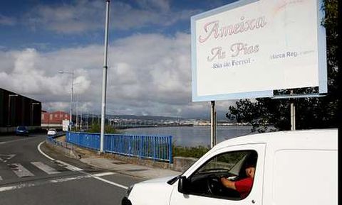 UN S�MBOLO DE OTROS TIEMPOS. En la fotograf�a, tomada ayer, se puede apreciar un cartel promocional de la almeja de As P�as, cuando ese mercado generaba cifras millonarias.