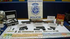As� era el arsenal que la Polic�a Nacional incaut� a la banda que atrac� la cervecer�a Estrella