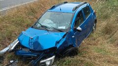 En el turismo solo viajaba el conductor, que result herido en el accidente