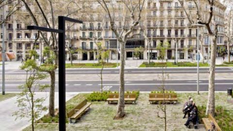 proyecto reforma muro de san lorenzo gijon.Referencia de pavimento mixto con junta verde 