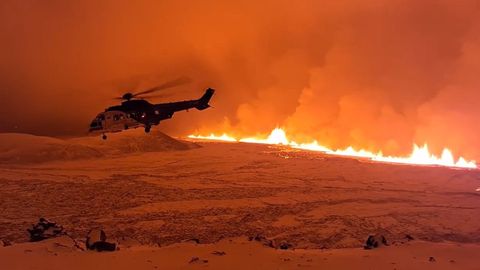 Islandia declara el estado de emergencia tras la erupcin de un volcn cerca de la ciudad de Grindavik