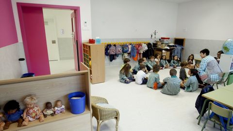 El comienzo del curso en el colegio de Lamas de Abade, en imagen de archivo.