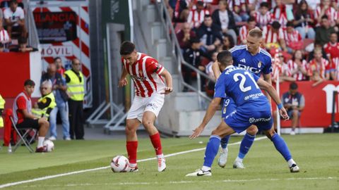 Derbi asturiano entre el Real Sporting de Gijon y el Real Oviedo en El Molin�n
