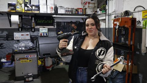 Brenda Neto es  propietaria del taller mec&aacute;nico Breymar. Est&aacute; ubicado en el barrio de A Carballeira, de Ourense, y realizan todo tipo de revisiones y reparaciones de veh&iacute;culos