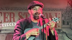 Pedro Herrero se define como �artivista�, esto es, artista y activista.