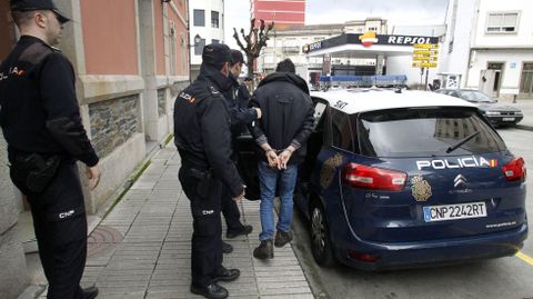 Uno de los detenidos en la operacin policial del mes de febrero, tras pasar por el juzgado de Monforte