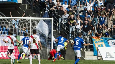 Toch celebra el segundo gol del Oviedo