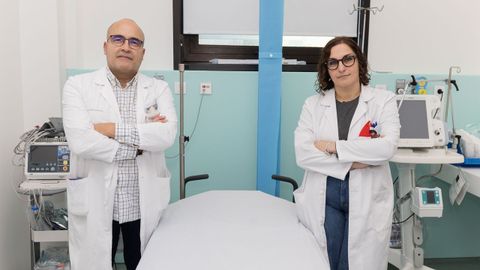 Jos� Lema es jefe de urgencias en el Virxe de Xunqueira de Cee. Purificaci�n Malv�rez es supervisora de consultas y rehabilitaci�n.