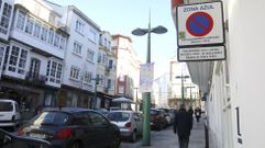 Distintas zonas del centro conservan la se�alizaci�n de una zona azul que no se controla desde hace una d�cada