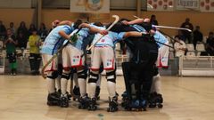 Integrantes del Traviesas vigu�s de hockey patines.