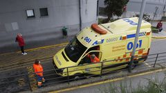 En el Hospital Montecelo, en Pontevedra, hay ingresados este domingo 42 pacientes covid en planta y siete graves en la uci
