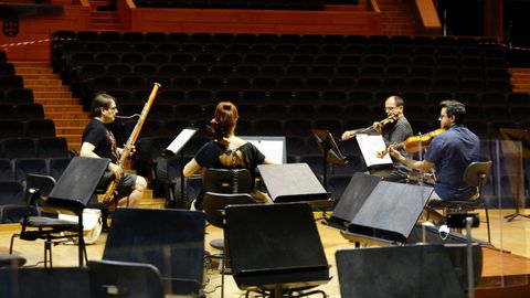 Los m�sicos de la Sinf�nica de Galicia en�ensayos en el Palacio de �pera