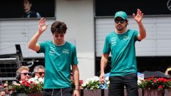 Lance Stroll y Fernando Alonso.Lance Stroll y Fernando Alonso, pilotos de Aston Martin
