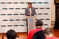 El edil Mart�n Fern�ndez, durante la presentaci�n del proyecto Smart City. 