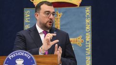 El presidente del Principado de Asturias, Adri�n Barb�n